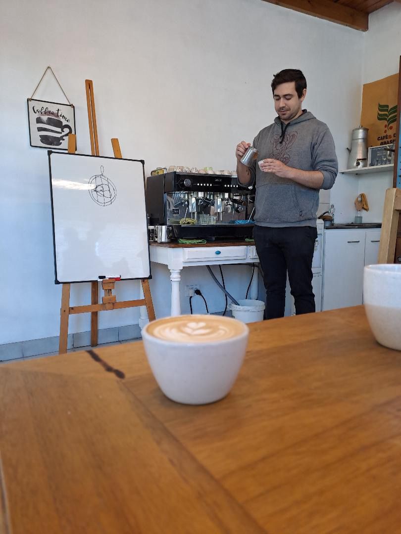Curso de barista enfocado en la salida laboral para 3